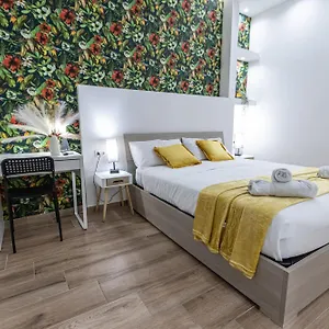 https://al-castello-ursino-independent-house.sicilyhotelsitaly.net
